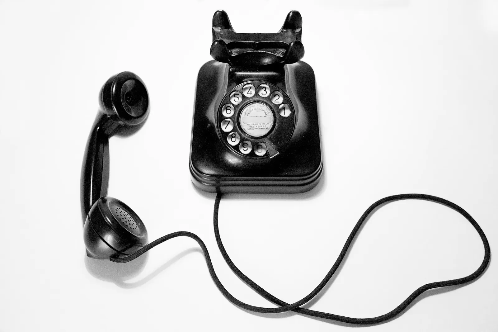 Voice Phishing (Vishing) and Social Engineering Scams: Navigating Modern Threats