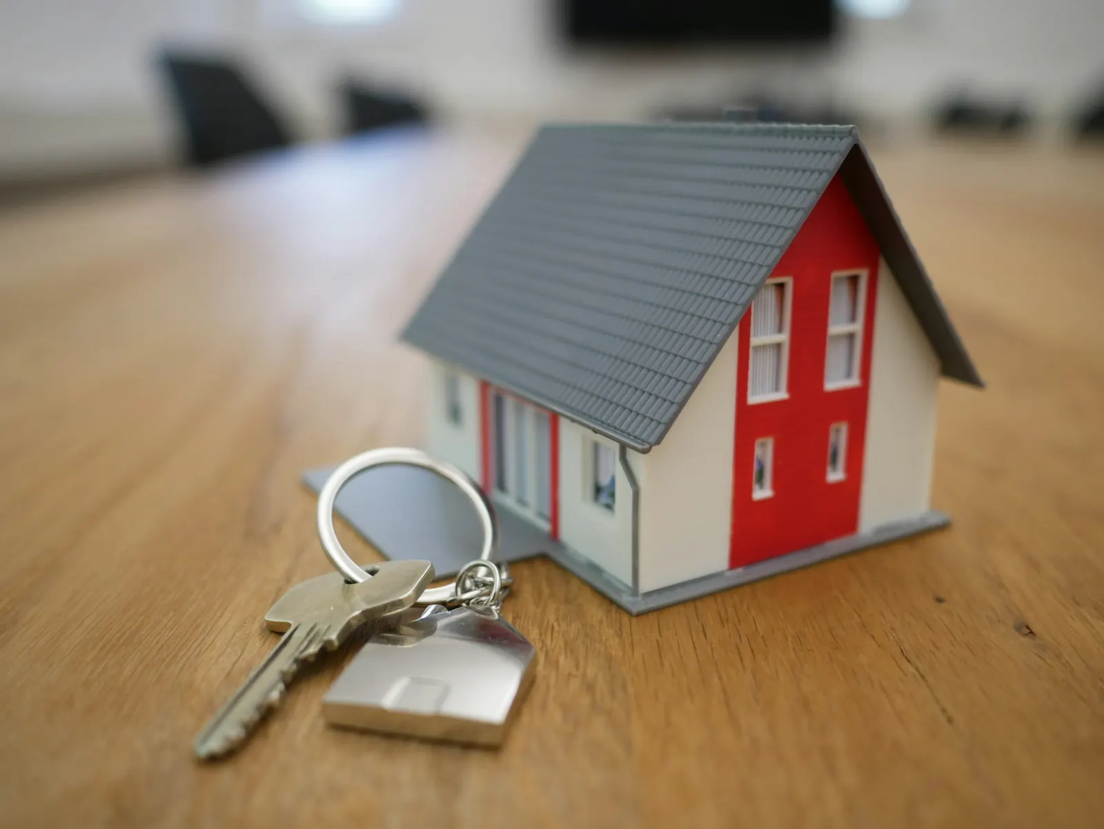 The $1,000 House Hunt Nightmare: How Rental Scams Are Destroying Dreams and Bank Accounts in 2025