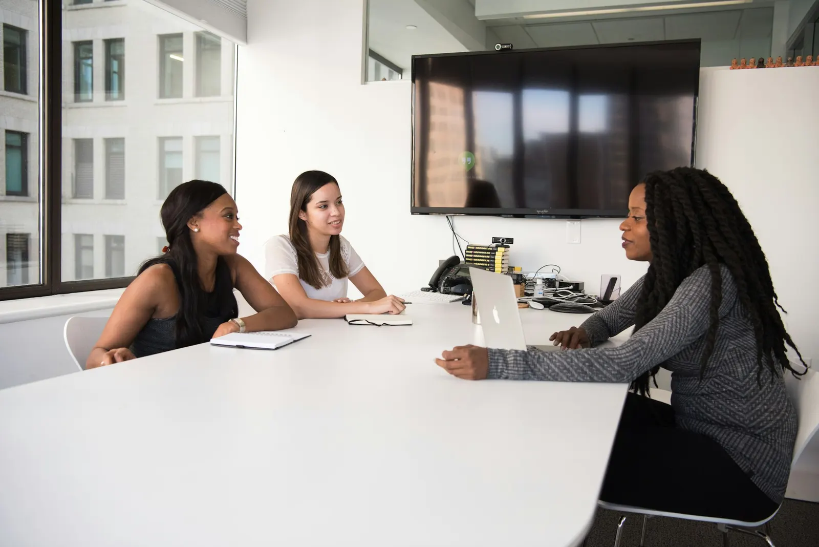 Employment Scams: How Job Seekers Can Avoid Fraudulent Offers